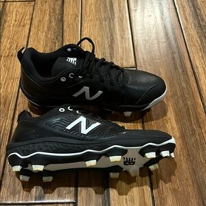 New Balance FastPitch Black Cleats